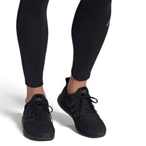 adidas ULTRABOOST 4.0 DNA Black
